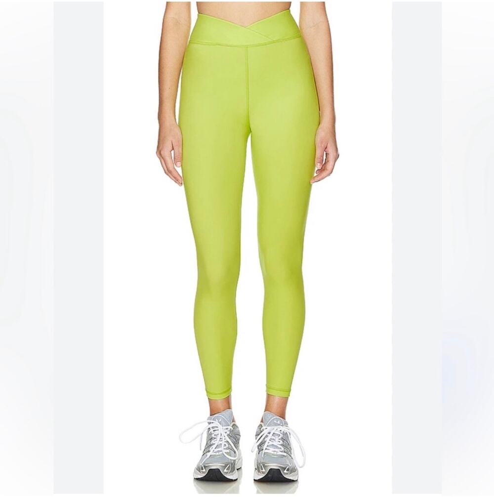 Spiritual gangster lime green Leggings size M